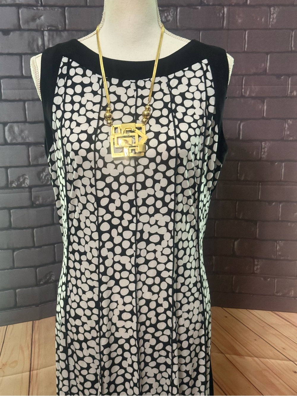 Perceptions Black & White Polka Dot Sleeveless Shift Dress